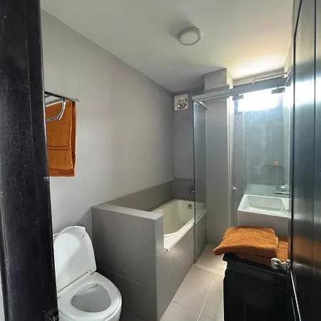 Ahuramazda Hotel