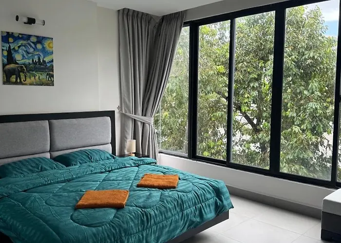 Ahuramazda House *