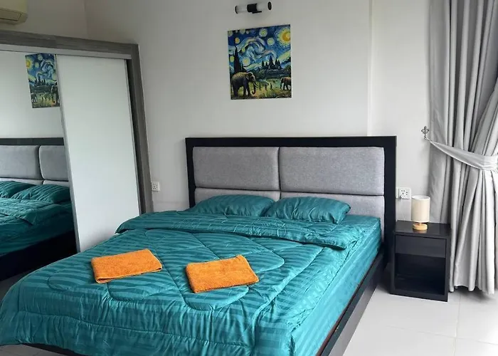 Ahuramazda House Hotel *