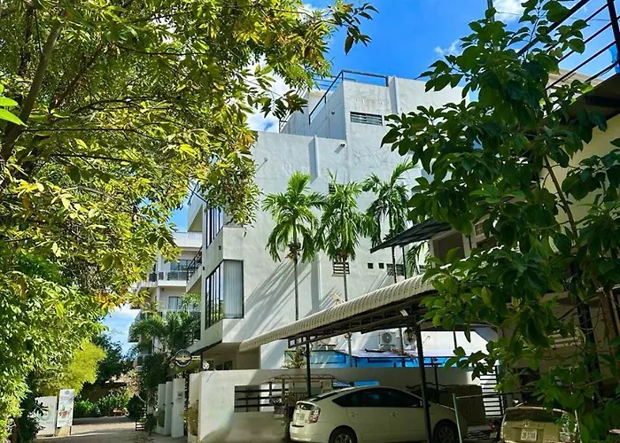 Ahuramazda House