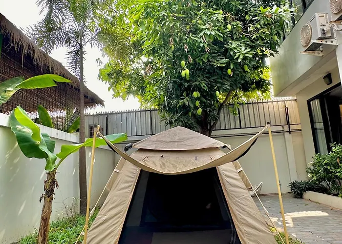 Ahuramazda House